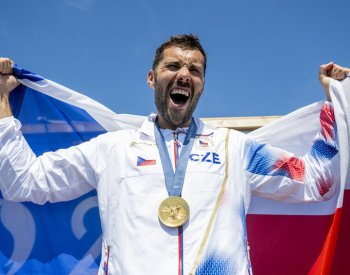 Kajakář Dostál má zlato ze závodu na 1000 metrů