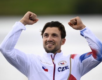 Kanoista Fuksa zlatý závod kajakáře Dostála sledoval na parkovišti