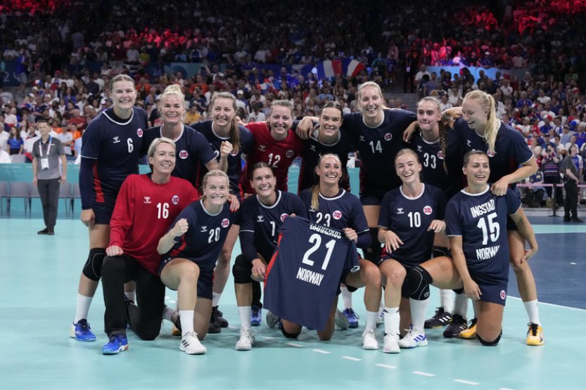 Házenkářky Francie doma olympijské zlato neobhájily, Norsku podlehly o osm gólů