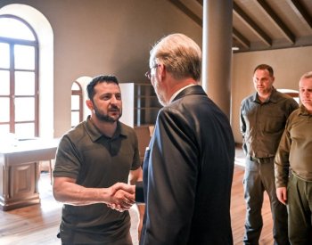 Fiala se na summitu EPC v Moldavsku setkal se Zelenským