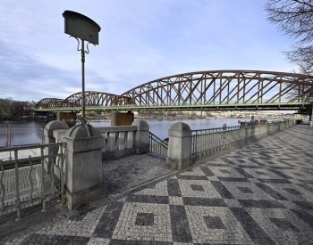 Radní: Konstrukce mostu na Výtoni by se měla přesunout k modřanskému jezu