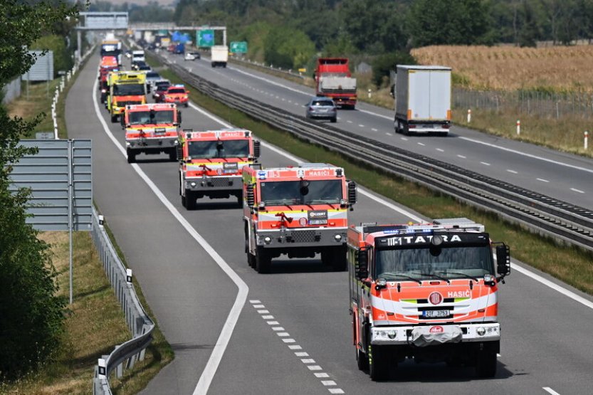 Hasiči a záchranáři vyjeli z Podivína do Atén na pomoc s lesními požáry