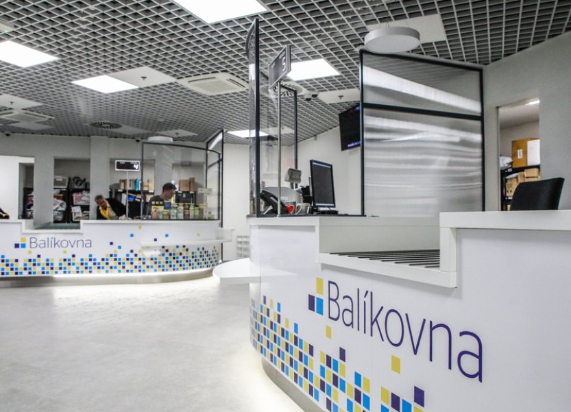 Česká pošta hledá poradce pro prodej své Balíkovny