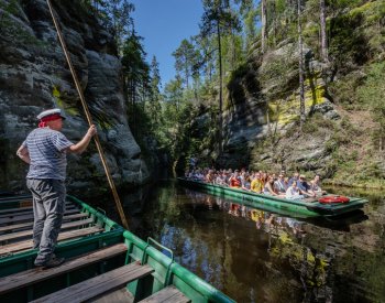 Adršpašské skály jsou ve vedrech lákadlem, tlak turistů snižuje rezervační systém
