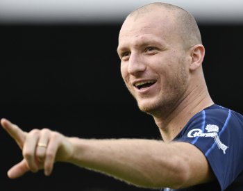 Útočník Krmenčík se vrací do české ligy, posílil fotbalisty Slovácka