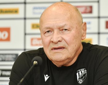 Koubek: První duel musíme vymazat z hlavy, největší chyba by byla jen něco hájit