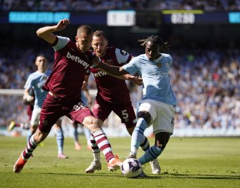 Obhájce titulu Manchester City je znovu největším favoritem anglické ligy