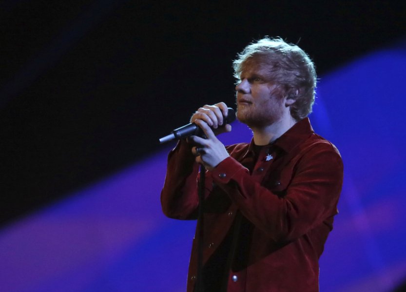 Zpěvák Sheeran se stal spoluvlastníkem svého domovského klubu Ipswich Town