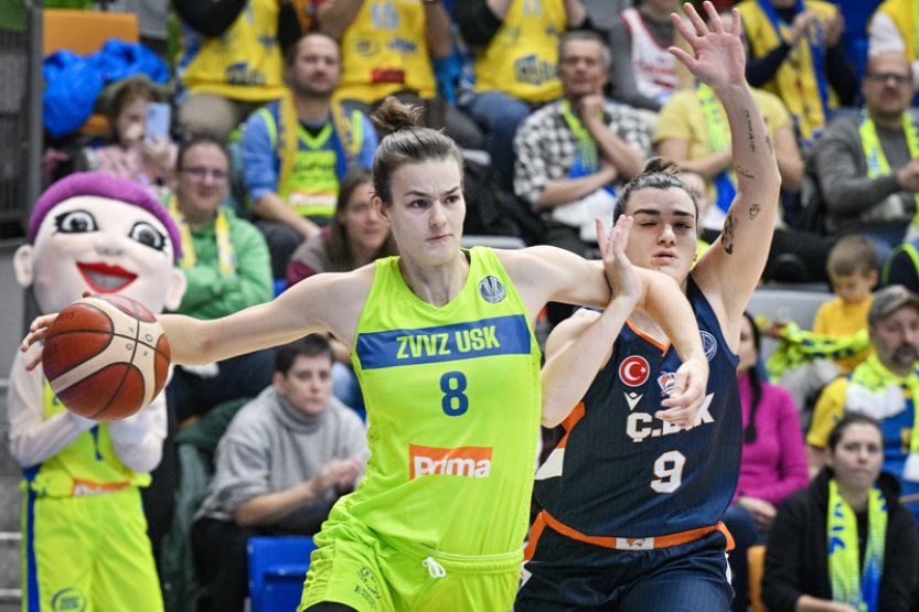 Basketbalisty roku jsou popáté Veselý a poprvé Voráčková