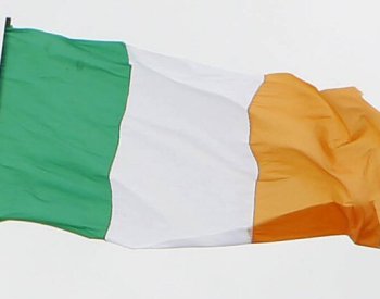 V Irsku byl v kasárnách pobodán vojenský kaplan, policie nevyloučila terorismus