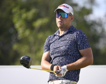 Cutem na Czech Masters prošli Zach a Mrůzek, v čele je Francouz Ravetto