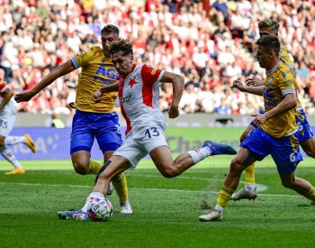 Slavia po obratu udolala Teplice 2:1 a v lize je dál neporažena