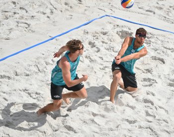 Plážoví volejbalisté Šépka a Sedlák vypadli na ME ve čtvrtfinále