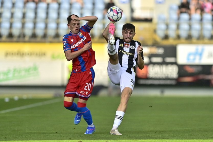 Plzeň vyhrála v Budějovicích 3:0 a nadále ztrácí dva body na Spartu