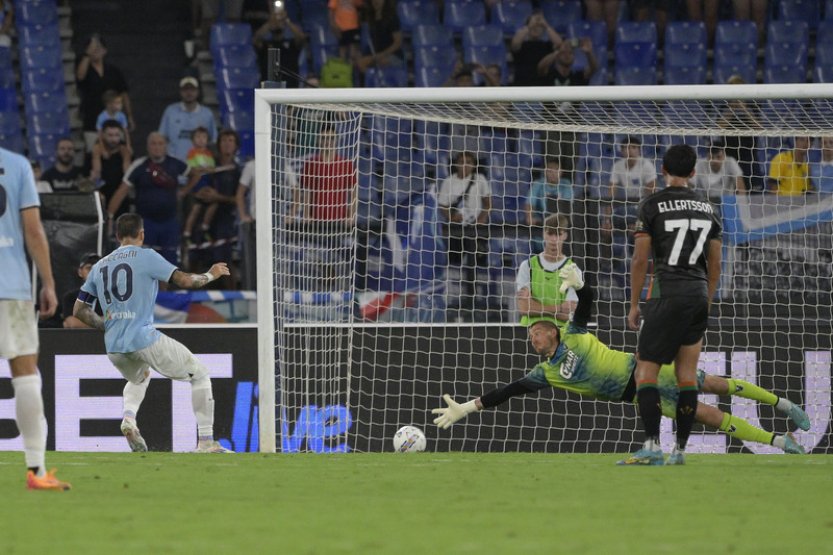 Neapol vstoupila do italské fotbalové ligy porážkou 0:3 s Veronou