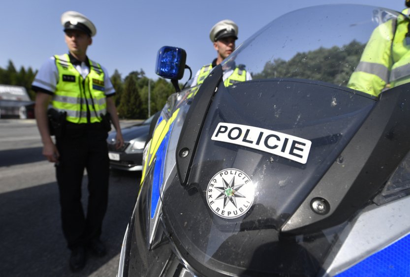 Policie na Zlínsku dopadla opilého řidiče, autem vezl svou jedenáctiletou dceru