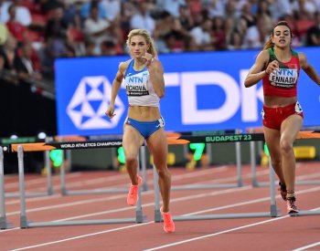 Jíchová na atletickém MS zabojuje v semifinále běhu na 400 m překážek