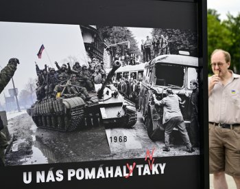 Pietními akty či promítáním filmu si dnes Česko připomene okupaci ze srpna 1968