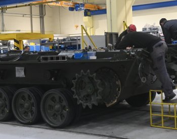 Zbrojovka Excalibur Army loni zvýšila tržby o 40 pct na 18,7 mld.Kč