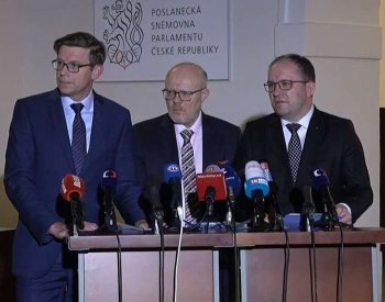 Někteří ministři nemají v rozpočtech prostředky na navýšení platů