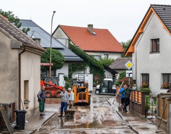 Hradecký kraj a část Libereckého kraje zasáhly silné bouře