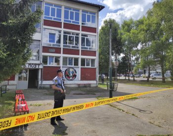Tři mrtvé a jednoho zraněného si vyžádala střelba ve škole v Bosně
