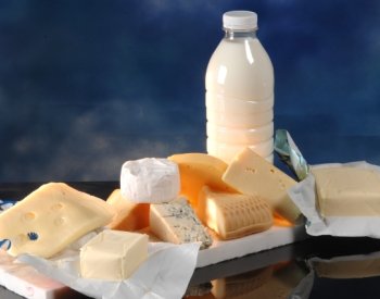 Čína začala vyšetřovat dovoz mléčných výrobků z EU, zaměří se i na Česko