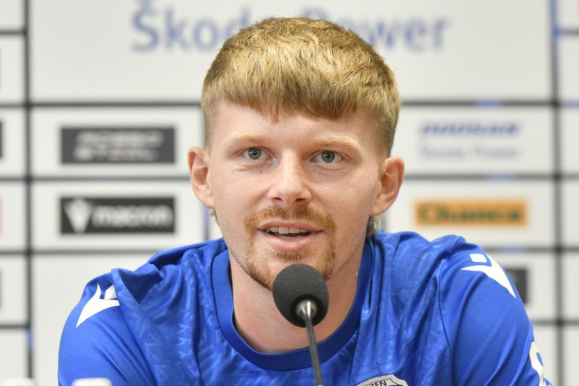 Šulc si tentokrát ostrovní drama rád odpustí, náskok do odvety by byl cenný