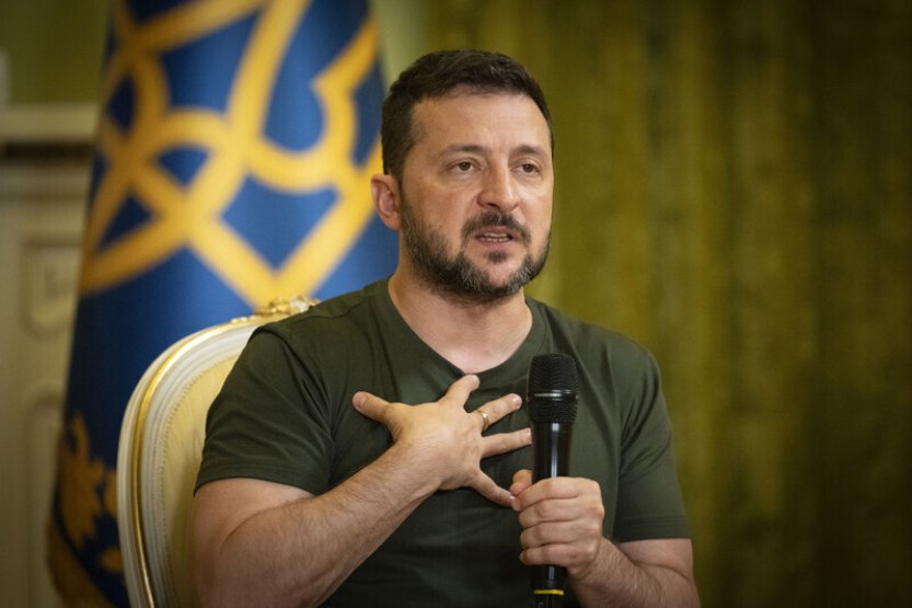 Zelenskyj oznámil dobytí další ruské obce a útlum ostřelování Sumské oblasti