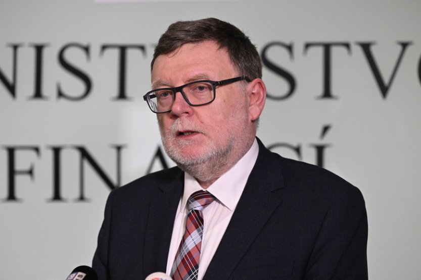 Schodek rozpočtu bude příští rok nejvýš 231 mld. Kč, stát nezruší windfall tax
