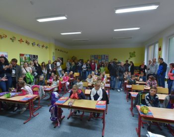 Analýza: Výbava pro prvňáčka letos stojí 3189 Kč, zdražila o desetinu