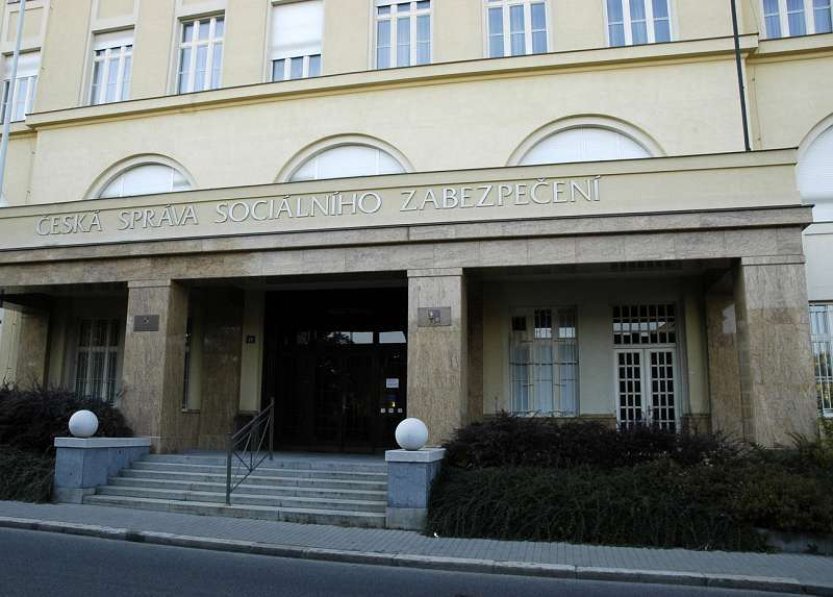Dávky pro postižené by mohla podle novely místo úřadů práce vyřizovat ČSSZ