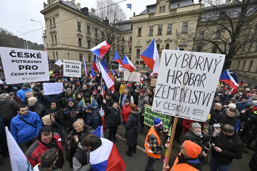 Ředitel Agrofertu: Protesty zemědělcům pomohly velmi málo, mohly být ostřejší