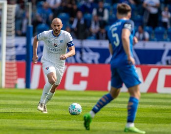 Baník hostí ve fotbalové lize Liberec, Dukla poslední Dynamo