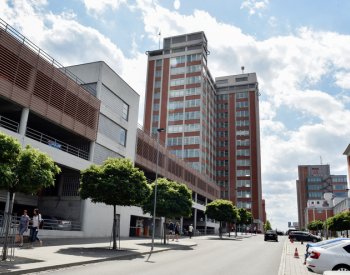 Muž se zastřelil v budově zlínského krajského úřadu, nikoho nezranil
