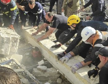 Ukrajina v noci čelila ruským útokům, úřady hlásí pět mrtvých