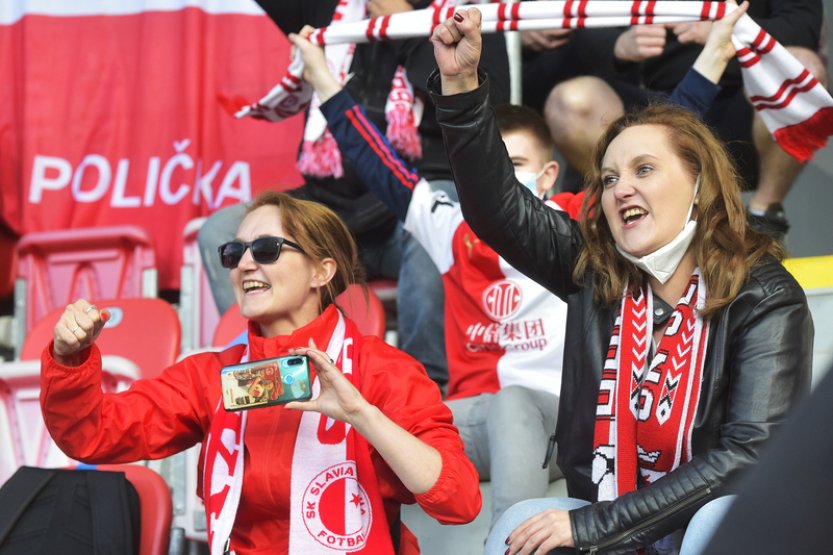 Fotbalisté Slavie v boji o LM zkusí proti Lille smazat dvougólové manko