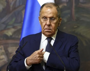 Podle Lavrova si Západ zahrává s ohněm, varoval před 3. světovou válkou