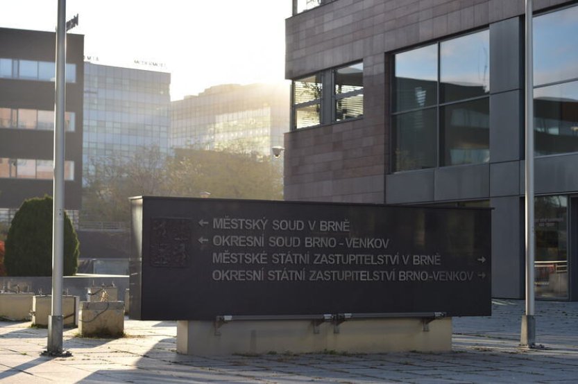 Soud v Brně otevře případ vydání knihy zpochybňující fakta o holokaustu