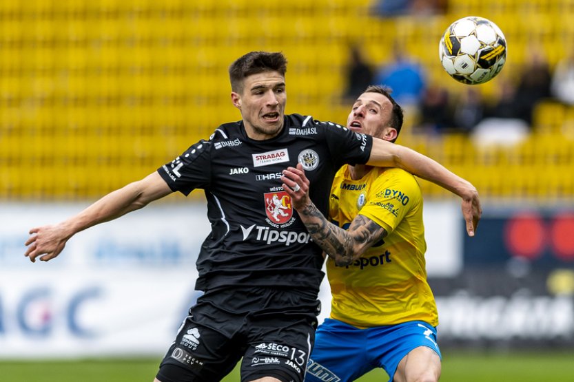 Fotbalista Gabriel má podle médií namířeno do dánského Midtjyllandu