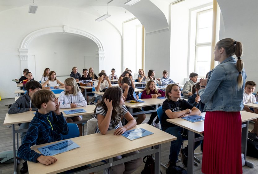 Podle průzkumu chodí dvě třetiny dětí v ČR do školy rády, třetinu škola nebaví