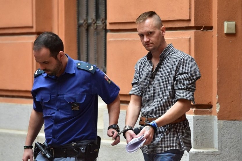 Vrchní soud potvrdil muži za pokus o vraždu při loupeži vozů 18 let vězení