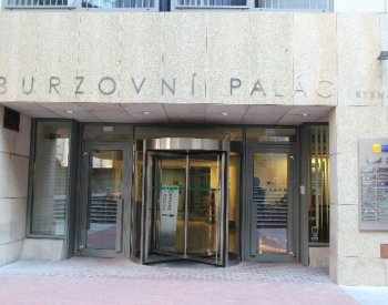 Pražská burza dnes posílila, pomohly jí akcie ČEZ, Erste nebo Monety