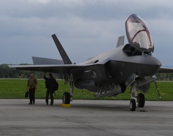 Černochová jednala s Crosettem o Ukrajině i nákupu letounů F-35