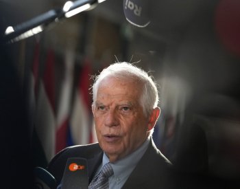 Ministři obrany se shodli, že do konce roku v EU vycvičí 75.000 Ukrajinců