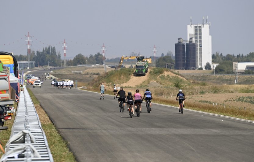 Tři budované úseky D55 z Babic do Bzence se otevřou 2. prosince