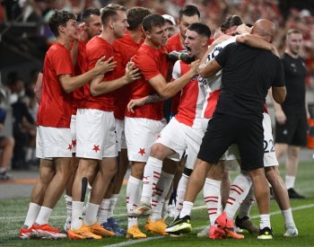 Fotbalisté Slavie vstoupí do Evropské ligy v Razgradu, Plzeň ve Frankfurtu