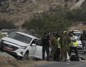 Tři Izraelští policisté zemřeli po útoku ozbrojenců na Západním břehu