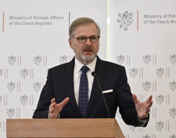 Fiala: V rozpočtu na příští rok je historicky nejvíc peněz na investice