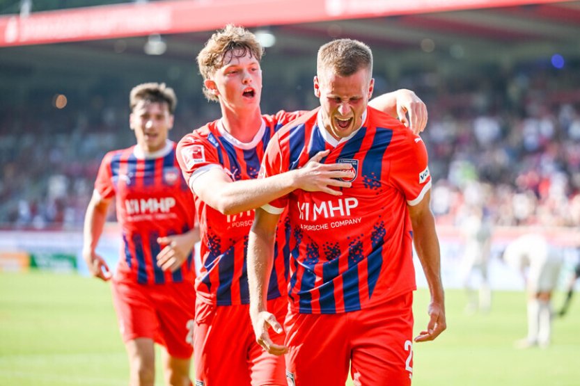 Heidenheim po historickém postupu do pohárové Evropy vede bundesligu